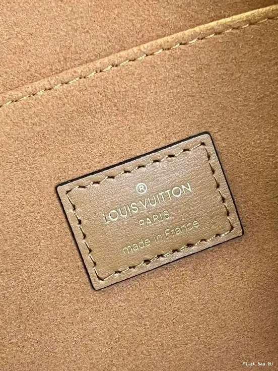 First bag ru VUITTON LOUIS GM ONTHEGO 0702